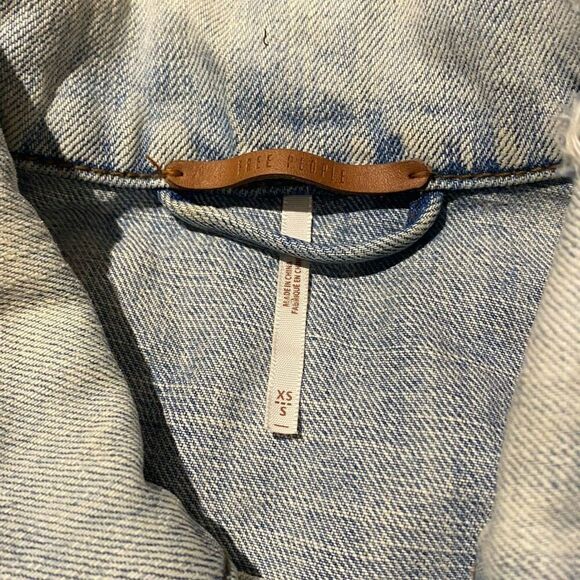 Free People Denim Trucker Jacket Size XS/S - Picture 11 of 12